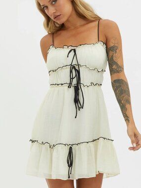 Selfie Leslie White/Cream and Black Ruffle Bow Mini Dress NWT - Size XS